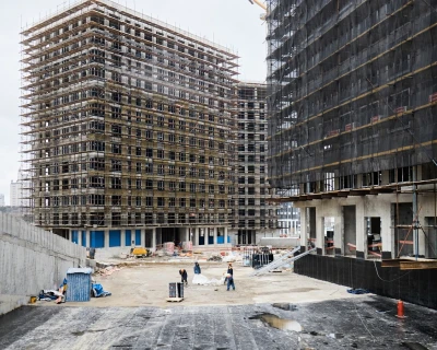 2022 Март
